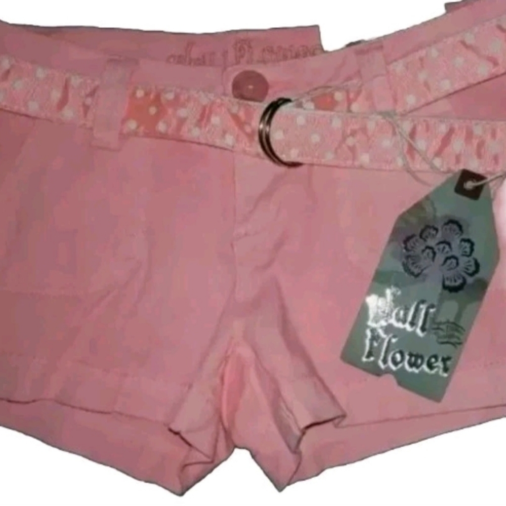 WALLFLOWER Belted Shorts Womans Junior Size 3 Coral NWT
